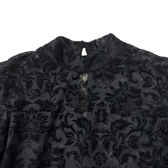 || NEW || Motel Black Floral Sheer Fitted Cropped Long Sleeve Women’s XS - Picture 4 of 7